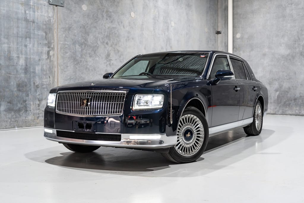 Used Toyota Century (G60) review